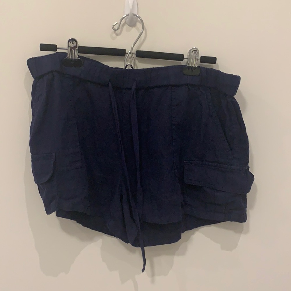 Josie Shorts L